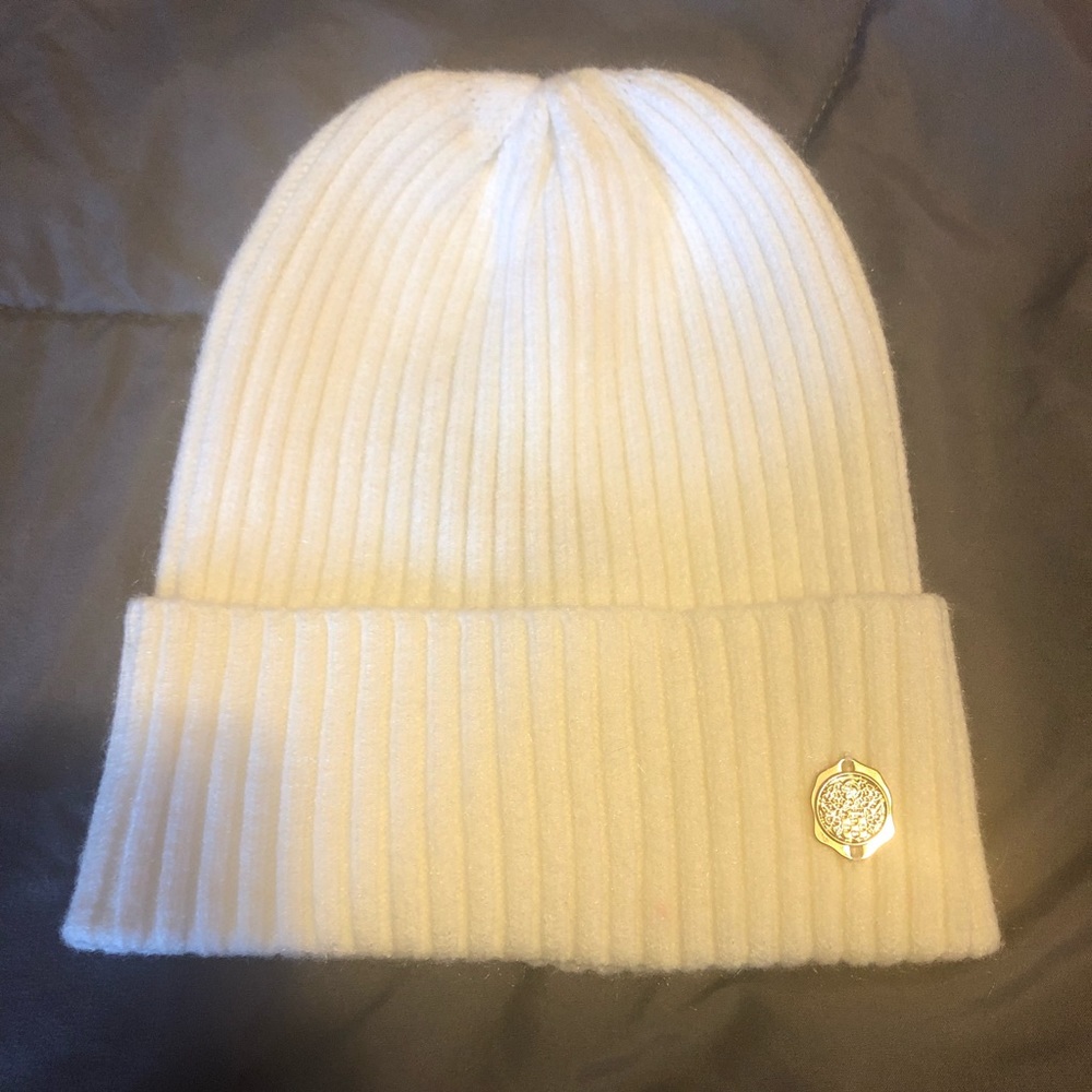 Vince Camuto Beanie